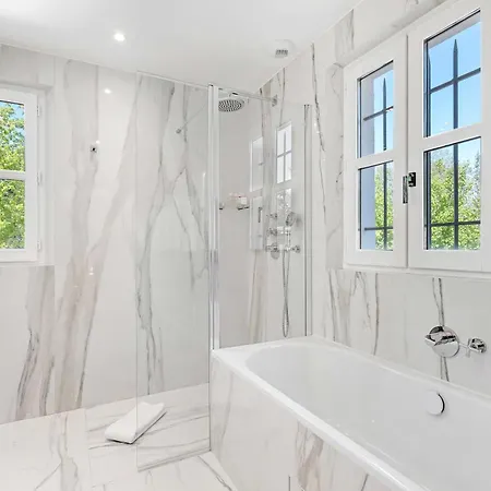 Exceptional Villa- Ac- 5br-10p- Baie Des Canebiers Villa *