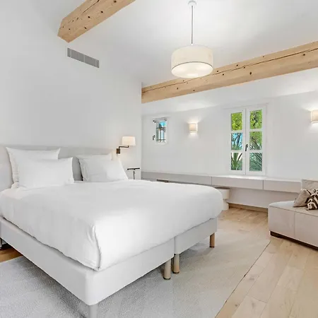 Exceptional Villa- Ac- 5br-10p- Baie Des Canebiers *